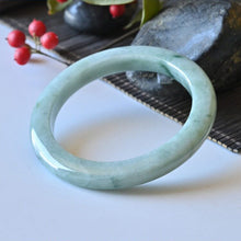 Natural Jade Bangle Round Jadeite Bangle