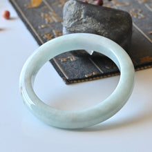 Natural Jade Bangle Round Jadeite Bangle