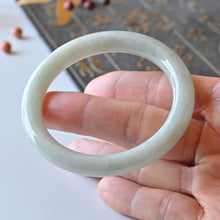 Natural Jade Bangle Round Jadeite Bangle