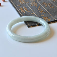 Natural Jade Bangle Round Jadeite Bangle