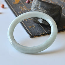 Natural Jade Bangle Round Jadeite Bangle