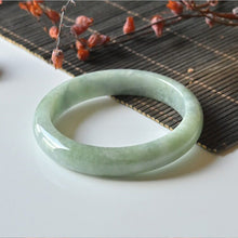 Natural Jade Bangle Round Jadeite Bangle