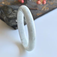 Natural Jade Bangle Round Jadeite Bangle