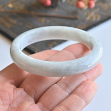 Natural Jade Bangle Round Jadeite Bangle