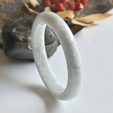 Natural Jade Bangle Round Jadeite Bangle