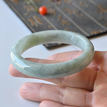 Natural Jade Bangle Round Jadeite Bangle