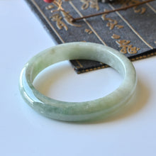 Natural Jade Bangle Round Jadeite Bangle