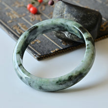 Natural Jade Bangle Round Jadeite Bangle