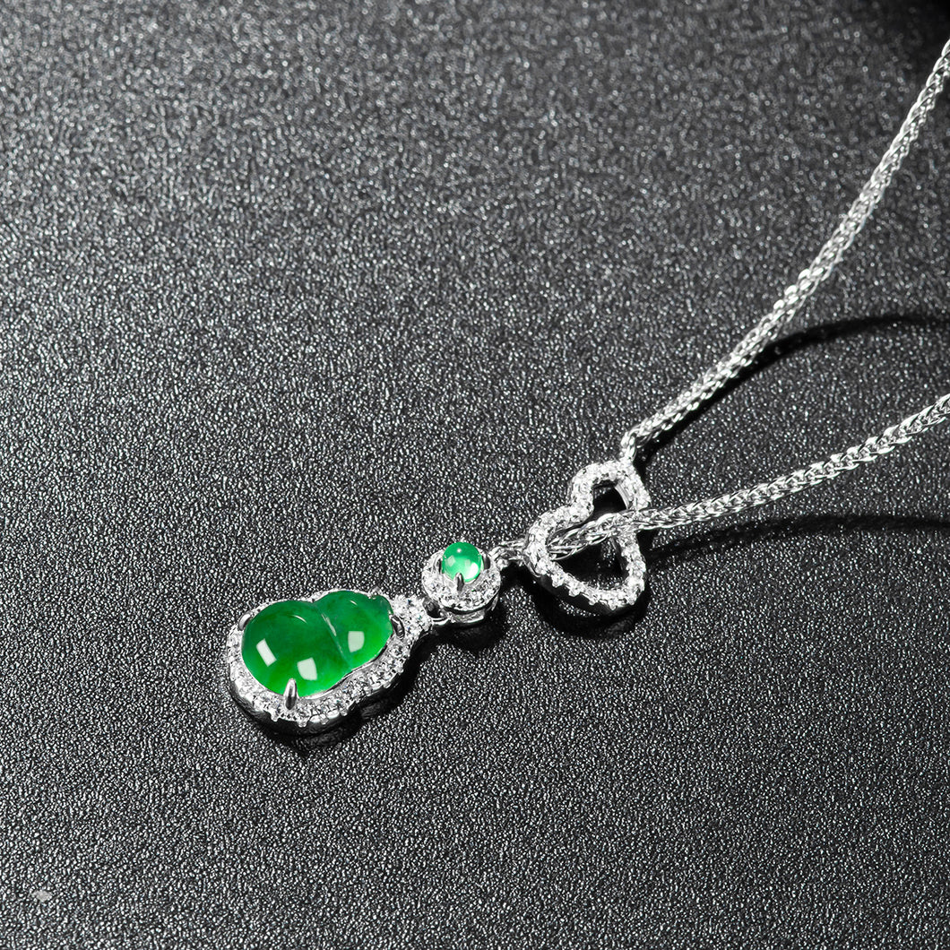 Natural Jade Pendant Hulu Jadeite Pendant