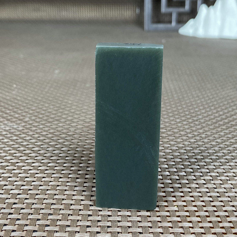 Natural Kunlun Jade Rough Nephrite Raw