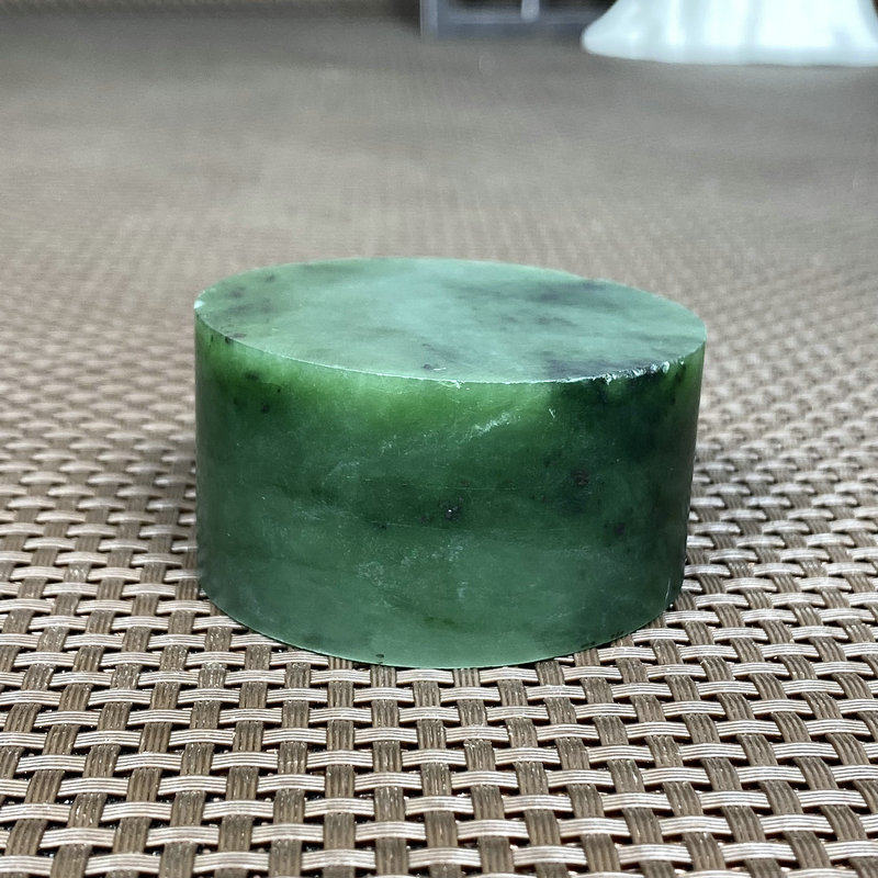 Natural Siberian Jade Rough Nephrite Raw