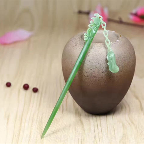 Natural jade carving nephrite collectibles Russia Siberian jade