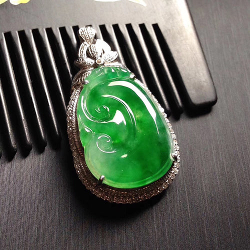 Natural Jade Pendant Jadeite Gold Ruyi Pendant