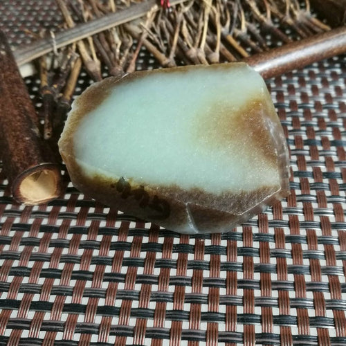 Natural Kunlun Jade Rough Nephrite Raw