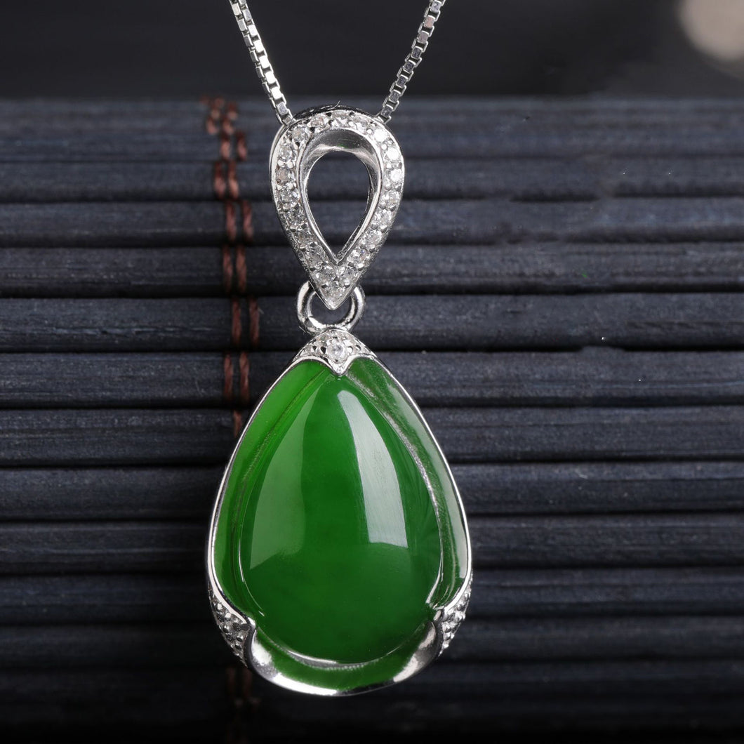 Green Jade Pendant Necklace, Wire Wrapped Jade Necklace, Healing Jade  Necklace, Green Jade Necklace, Healing Crystals