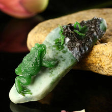 Natural jade carving Siberian nephrite jade collectibles