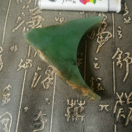 Natural jade rough nephrite raw stone Chinese Kunlun jade