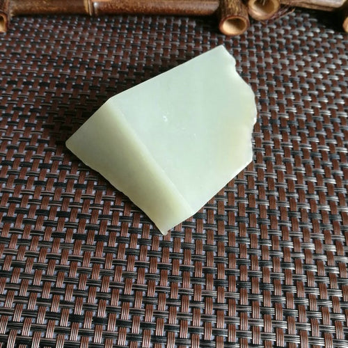 Natural Kunlun Jade Rough Nephrite Raw