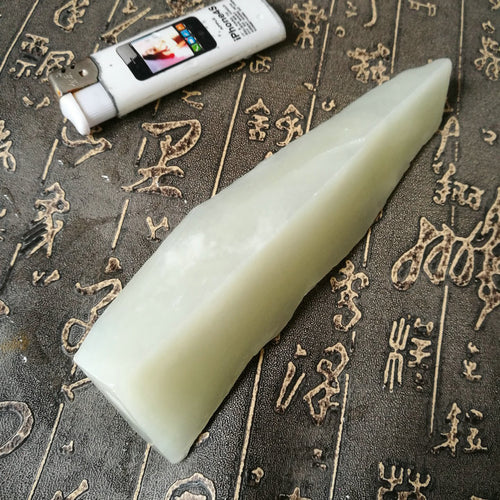 Natural jade rough nephrite raw stone Chinese Kunlun jade