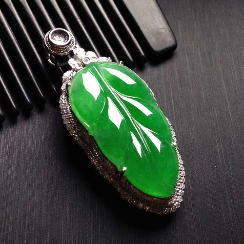Natural Jade Pendant Jadeite Gold Pendant