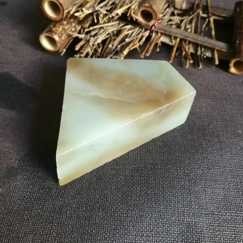Natural Kunlun Jade Rough Nephrite Raw