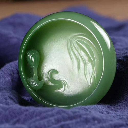 Natural jade carving Siberian nephrite jade collectibles