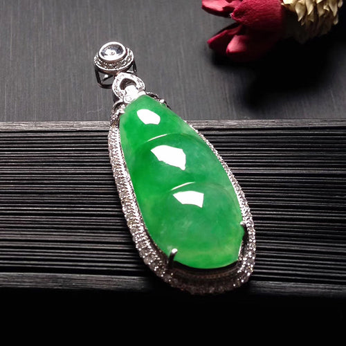 Natural Jade Pendant Jadeite Gold Pendant