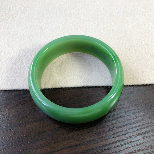 Natural Jade Bangle Nephrite Bangle Internal Diameter 59.3mm NBE003