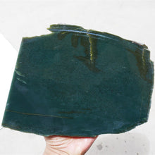 Natural Kunlun Jade Rough Nephrite Raw (2.3kg, 22X17X2cm)