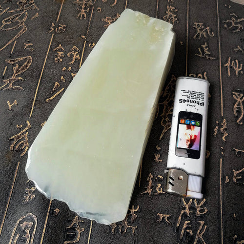 Natural jade rough nephrite raw stone Chinese Kunlun jade