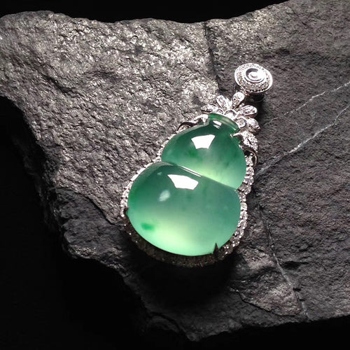 Natural Jade Pendant Jadeite Gold Pendant