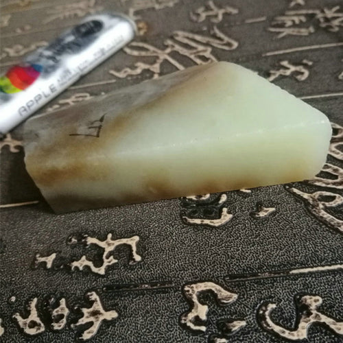 Natural Kunlun Jade Rough Nephrite Raw
