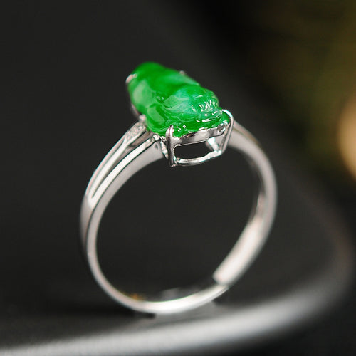 Natural jade ring gold jadeite toad ring