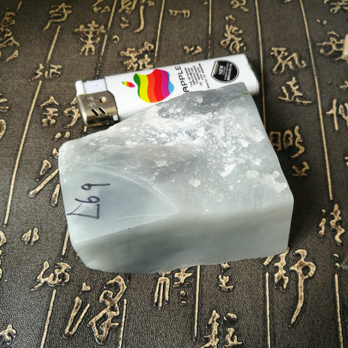 Natural jade rough nephrite raw stone Chinese Kunlun jade
