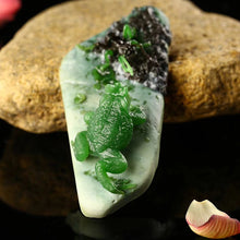 Natural jade carving Siberian nephrite jade collectibles