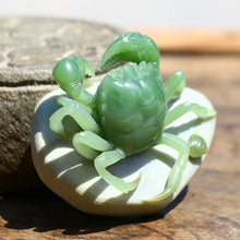 Natural jade carving Siberian nephrite jade collectibles