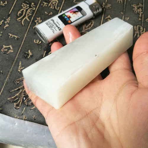 Natural jade rough nephrite raw stone Chinese Kunlun jade