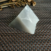 Natural Kunlun Jade Rough Nephrite Raw