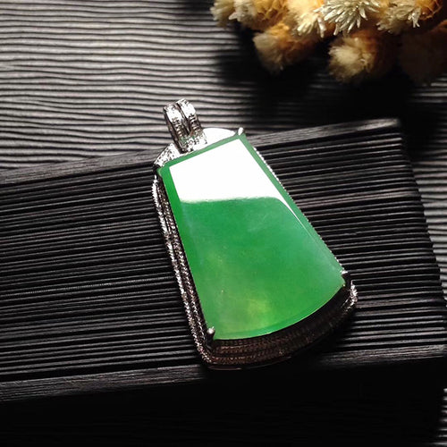 Natural Jade Pendant Jadeite Gold Pendant