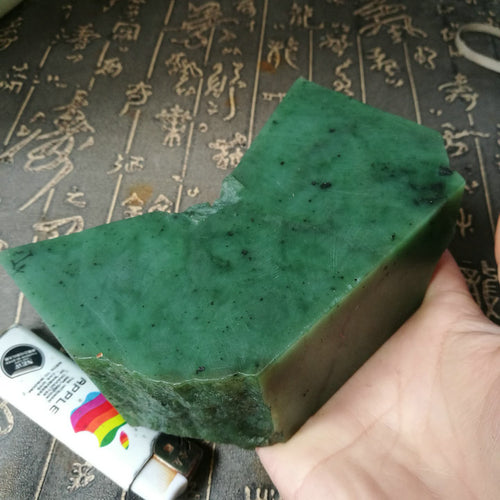 Natural jade rough Russia Siberian nephrite jade raw