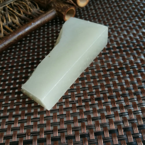 Natural Kunlun Jade Rough Nephrite Raw