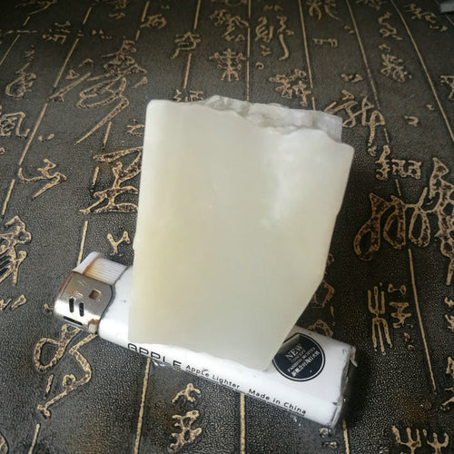 Natural jade rough nephrite raw stone Chinese Kunlun jade