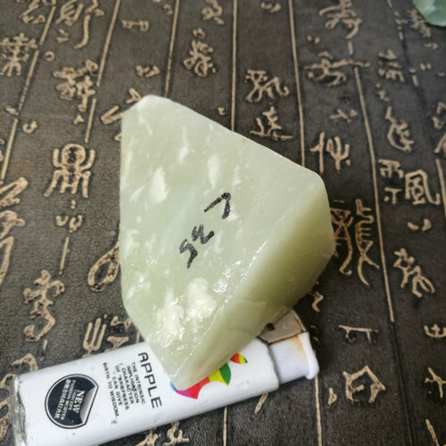 Natural jade rough Chinese Kunlun nephrite jade raw