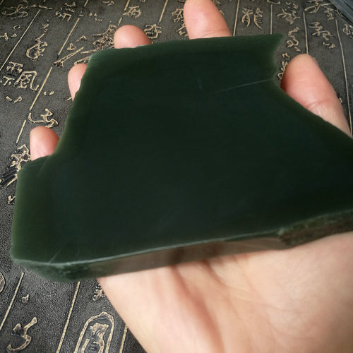 Natural jade rough nephrite raw stone Chinese Kunlun jade