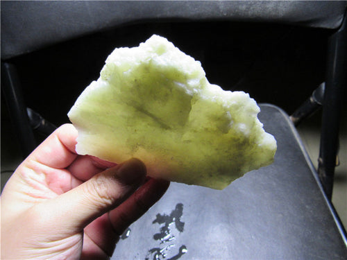 Natural jade rough nephrite raw stone Chinese Kunlun jade